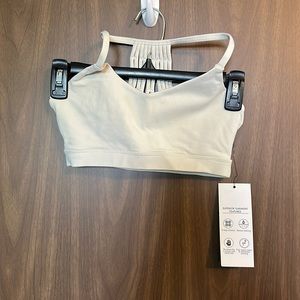 NWT Glyder Energy Bra XS in crème color.